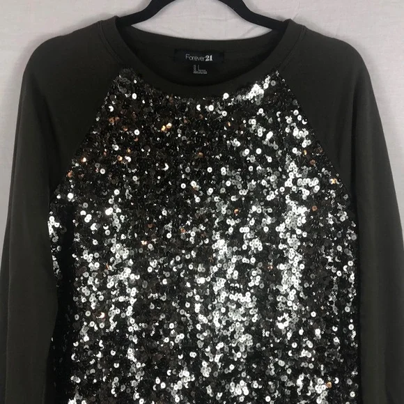 NWOT Forever 21 Sequin Sweater. Size Small. - Picture 3 of 9